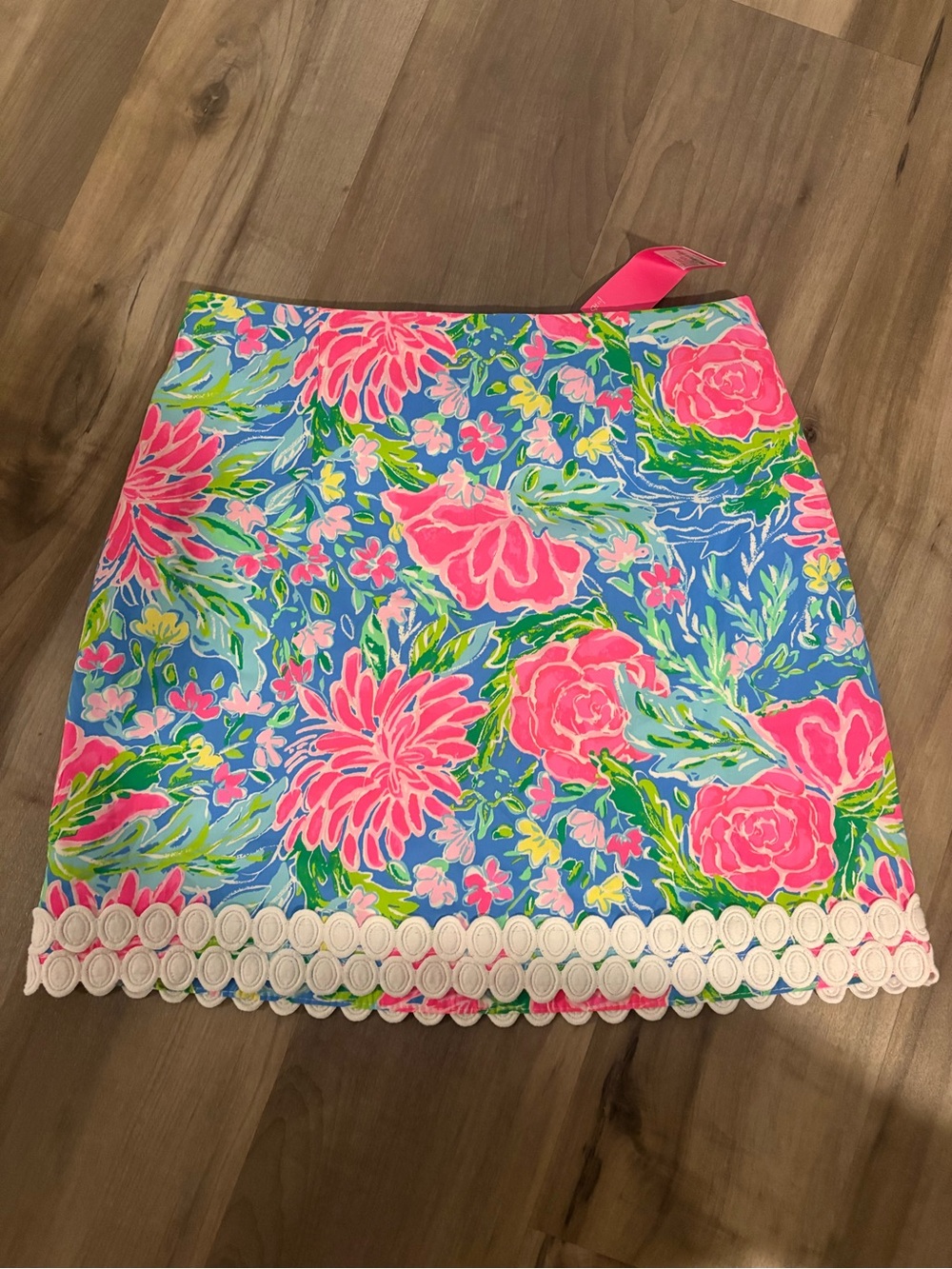 NWT-Lilly Pulitzer scallop skirt in Zanzibar blue- blue bunny business- size 10